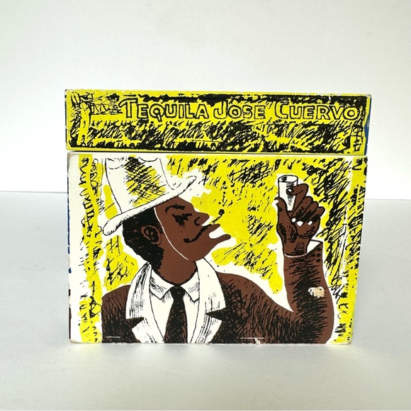 Jose Cuervo Tequila Reserva De La Familia Collector Box 2003 Maximo Javier - Picture 5 of 17